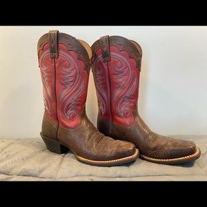 Gorgeous Ariat boots